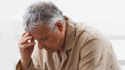 Почему молодые женщины избегают мужчин старшего возраста? Анализ поведения