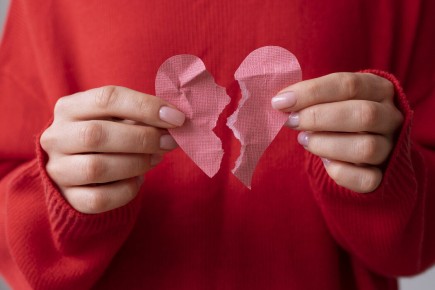 Как пережить конец отношений: советы и подходы